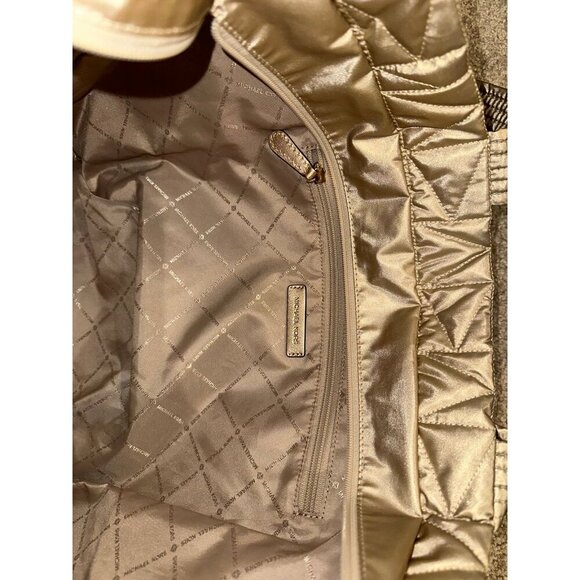 Michael Kors Winnie Quilted Nylon Pale Gold Large Tote - Picture 10 of 11